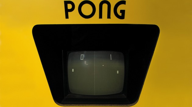 Американец воссоздал в реальности игру Pong 1972 года