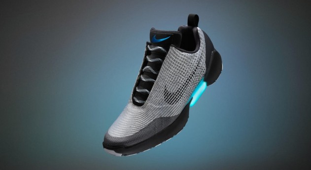 Самозашнуровывающиеся кроссовки Nike будут стоить 720 долларов